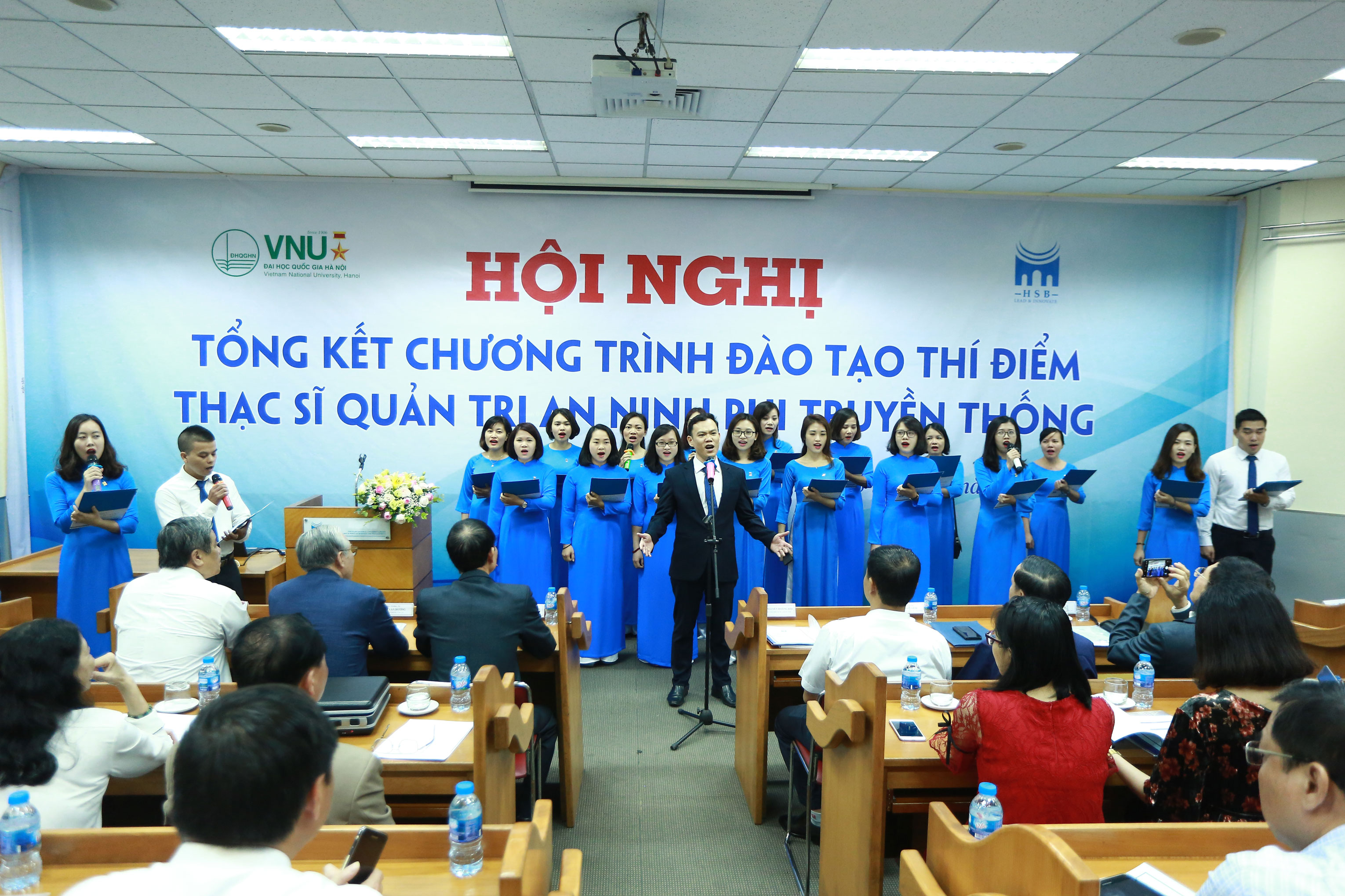 HSB Hoi-nghi-MNS 1