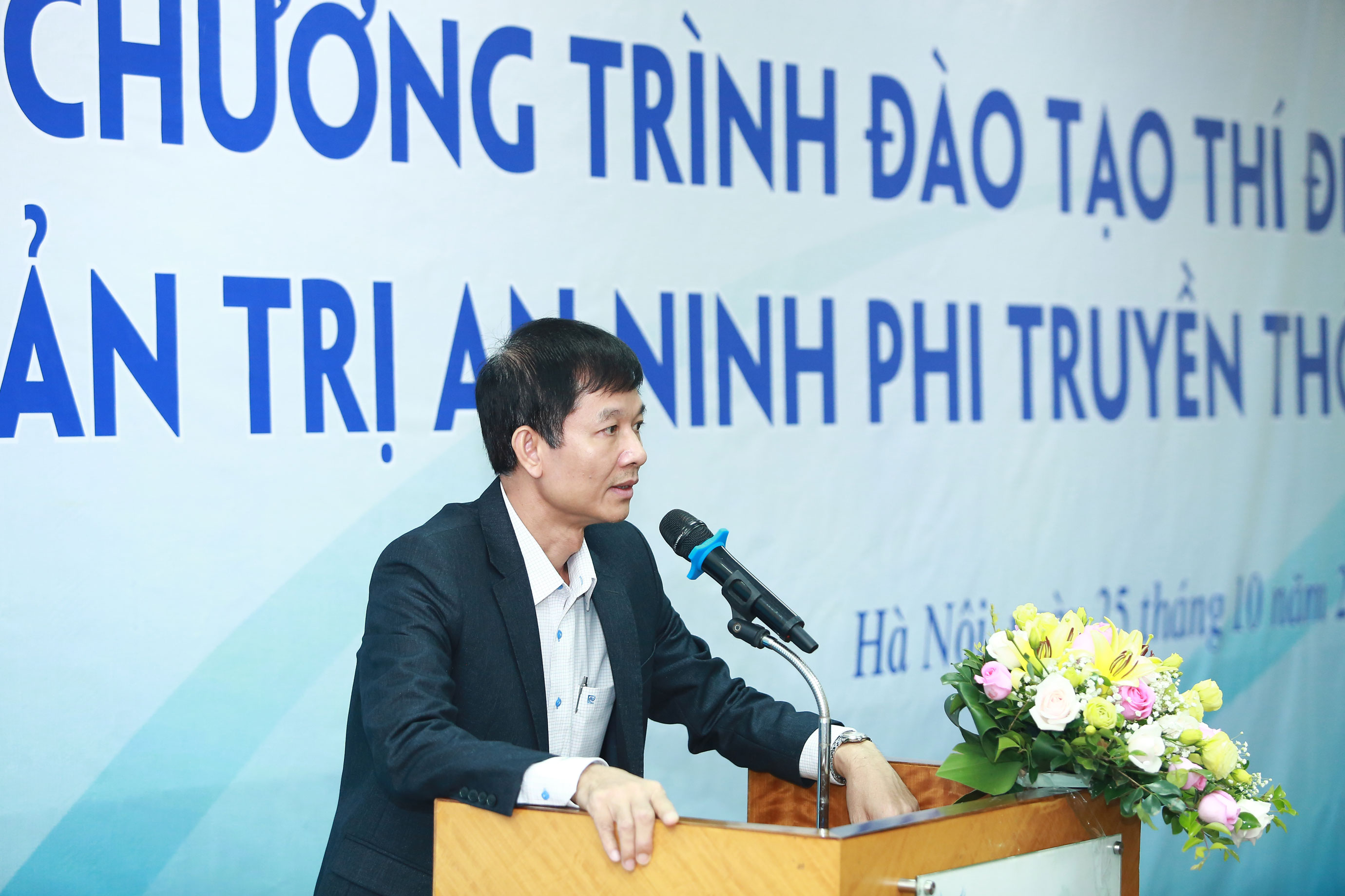 HSB Hoi-nghi-MNS 2